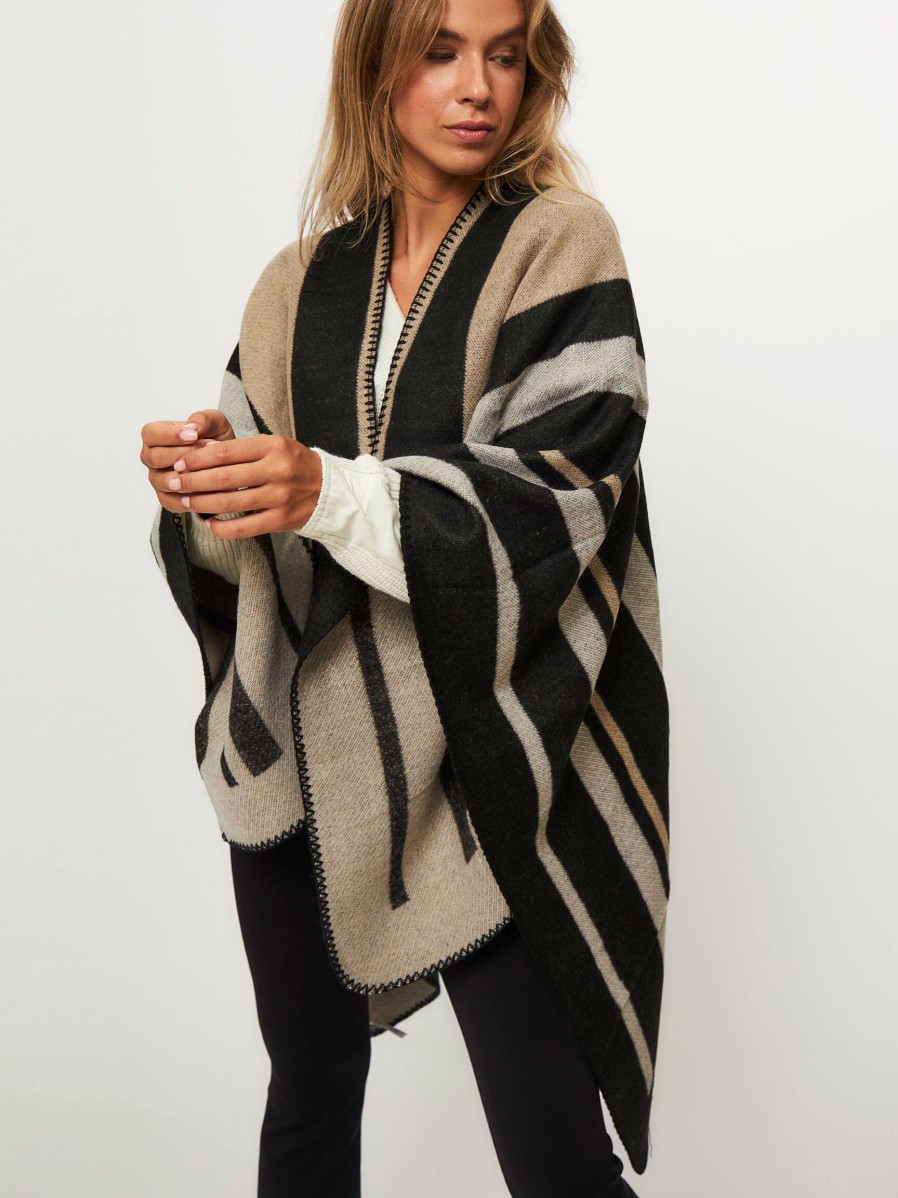 Women Yaya Scarves | Woven Cape Black