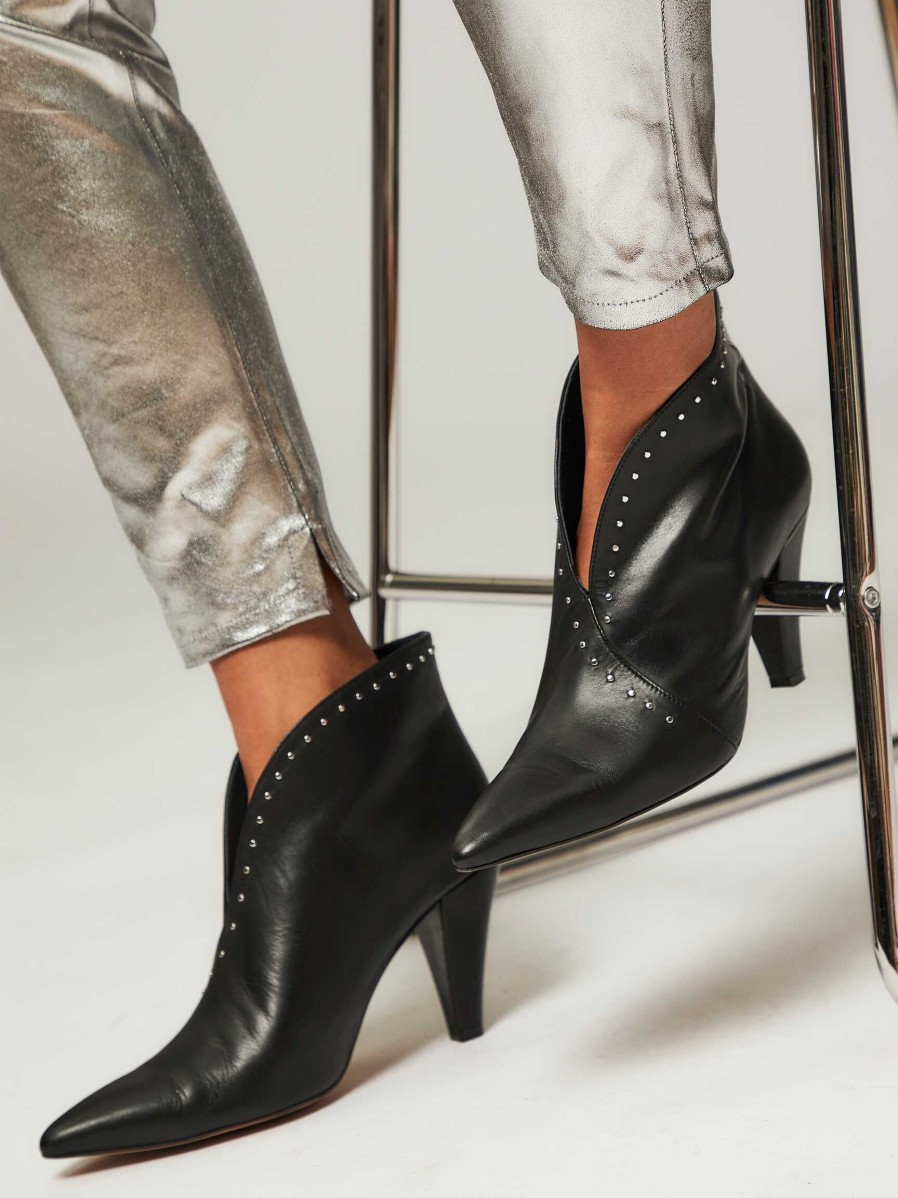 Women Silver Grace Boots | Manhattan, Leather Ankle Boots With Studs Black