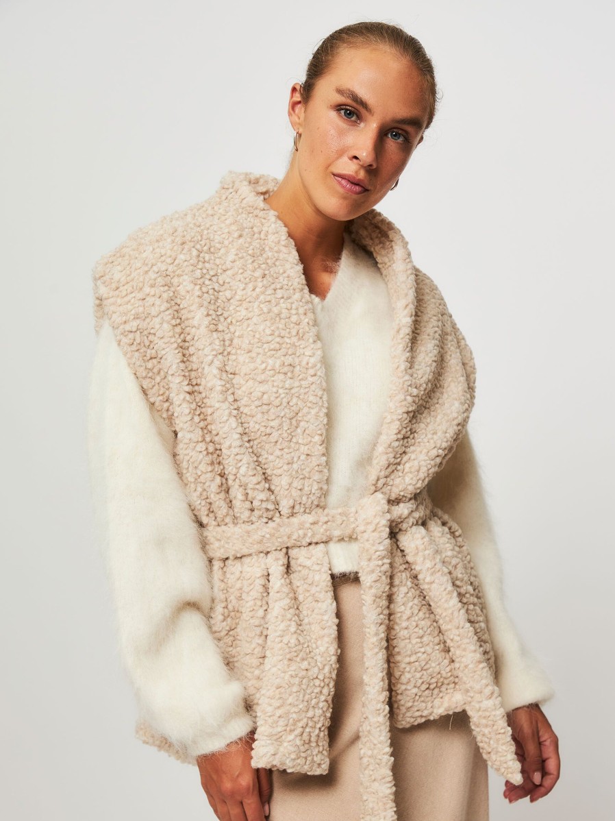 Women Club L’avenir Blazers And Jackets | Nohi, Wool Mix Teddy Gilet Sand