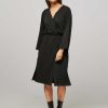 Women Club L’avenir Blazers And Jackets | Nona, Lyocell/Viscose Mix Kimono Black