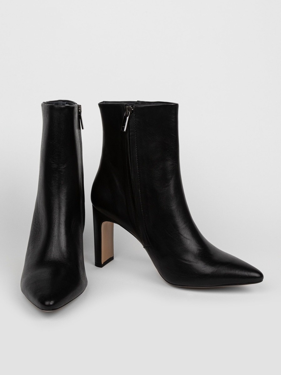 Women Brown Dot. Boots | Hillary, Leather Ankle Boots Black