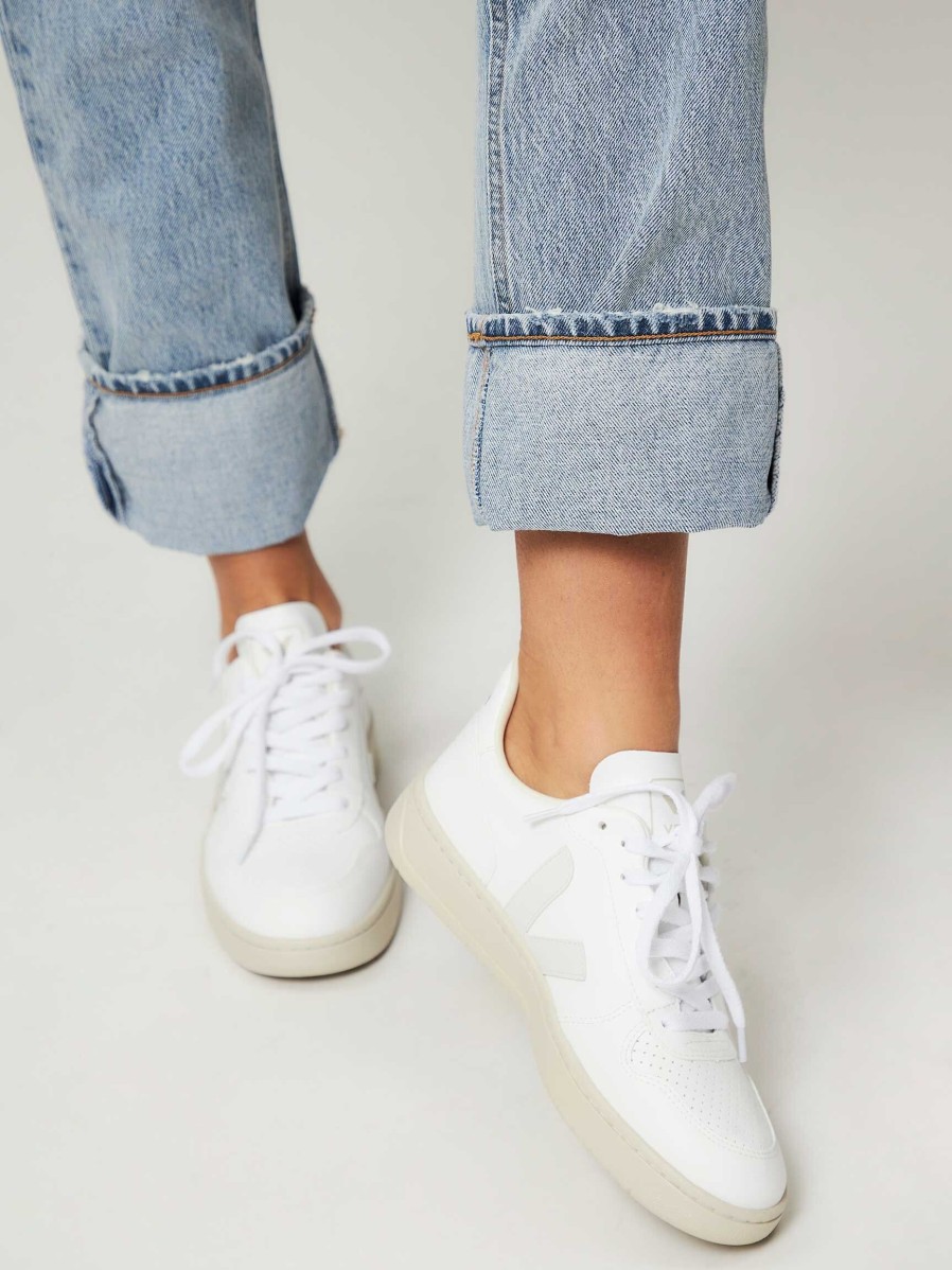 Women Veja Sneakers | V-10, Ecological Leather Sneakers Off White