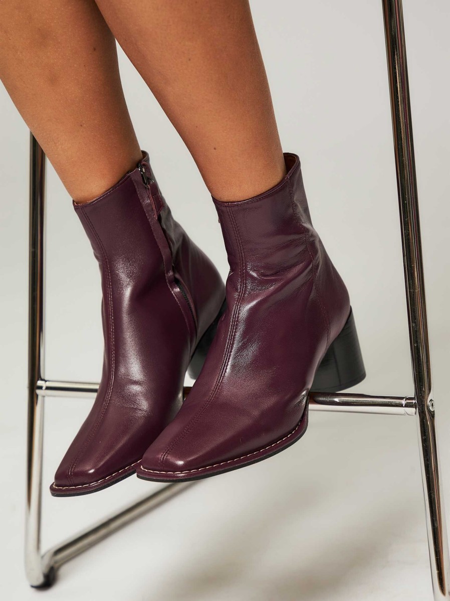 Women Anonymous Copenhagen Boots | Shamie, Leather Ankle Boots Aubergine