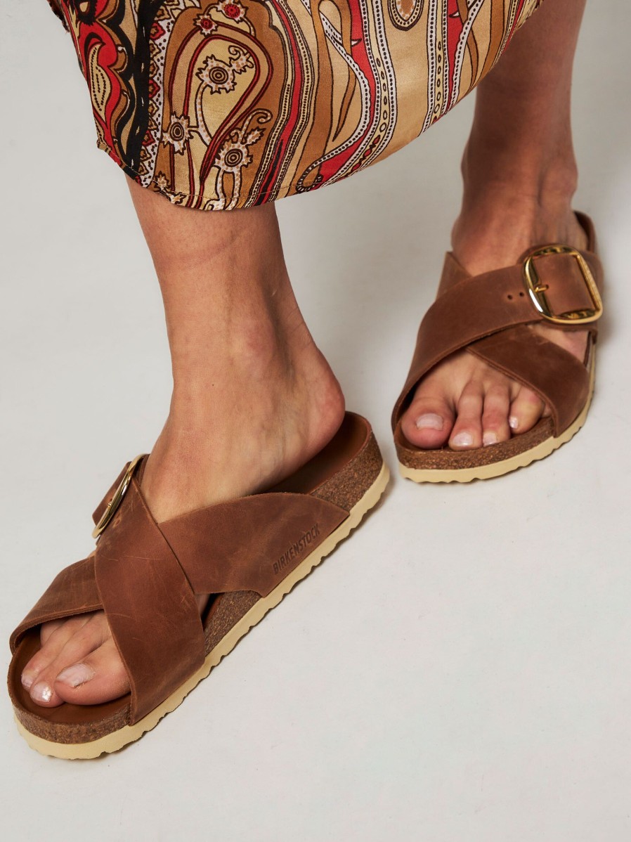 Women Birkenstock Flip Flops | Siena, Leather Big Buckle Flip Flops Cognac