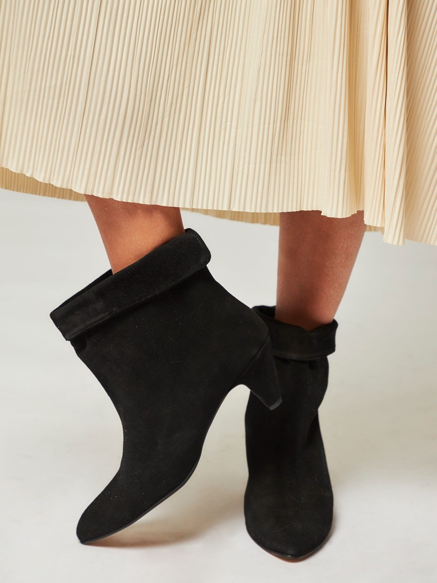 Women Anonymous Copenhagen Boots | Eden, Suede Ankle Boots Black